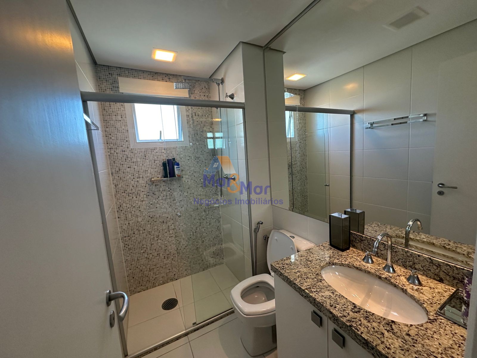 Apartamento Frente ao Mar-3-dormitorios-Enseada