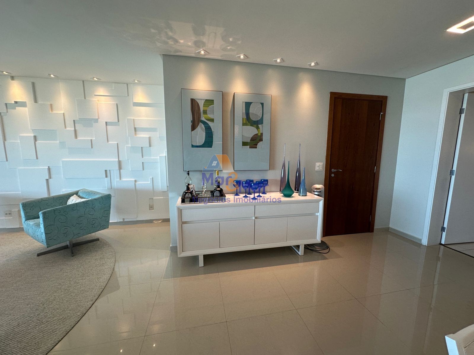 Apartamento Frente ao Mar-3-dormitorios-Enseada