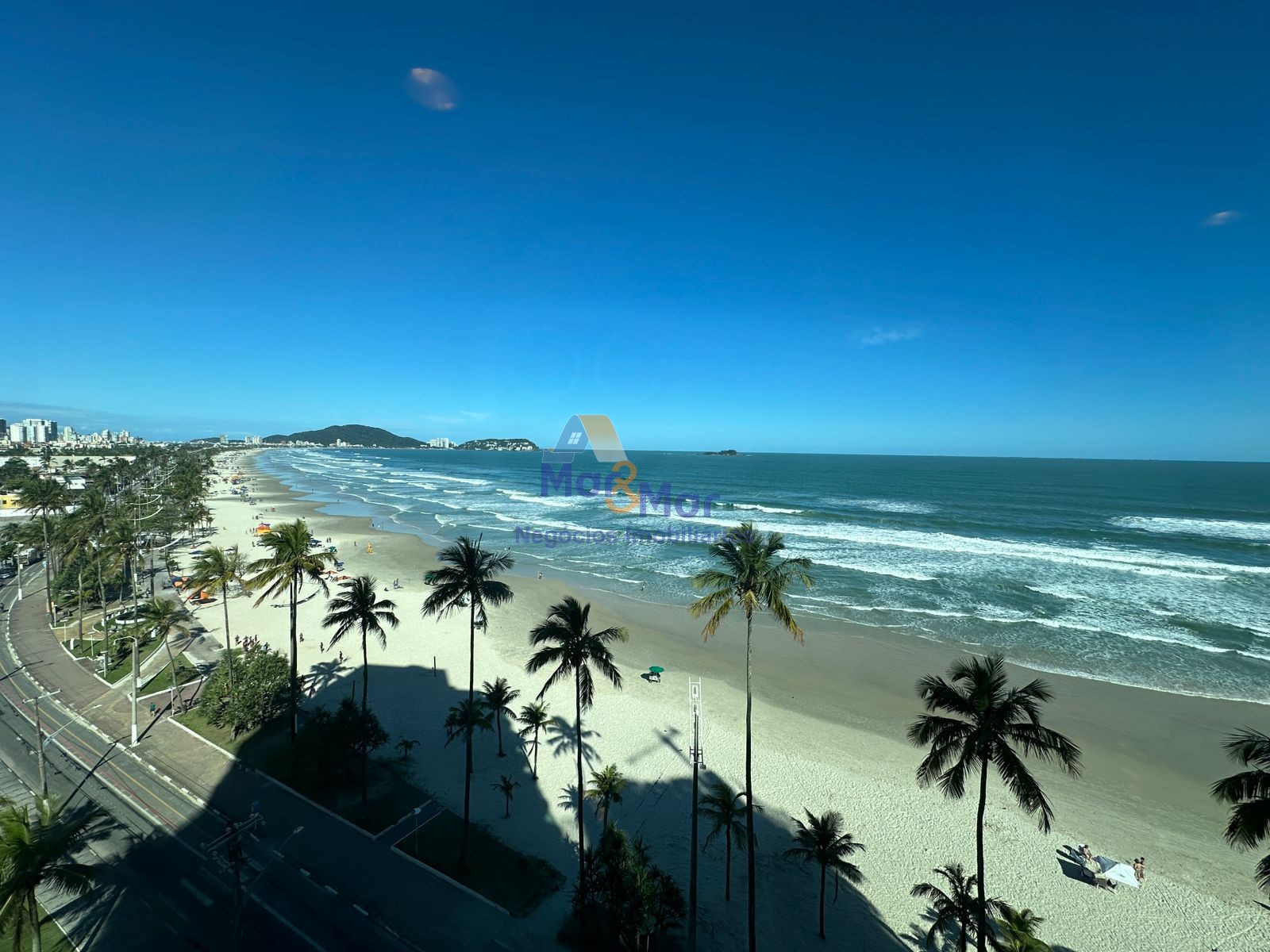 Apartamento Frente ao Mar-3-dormitorios-Enseada