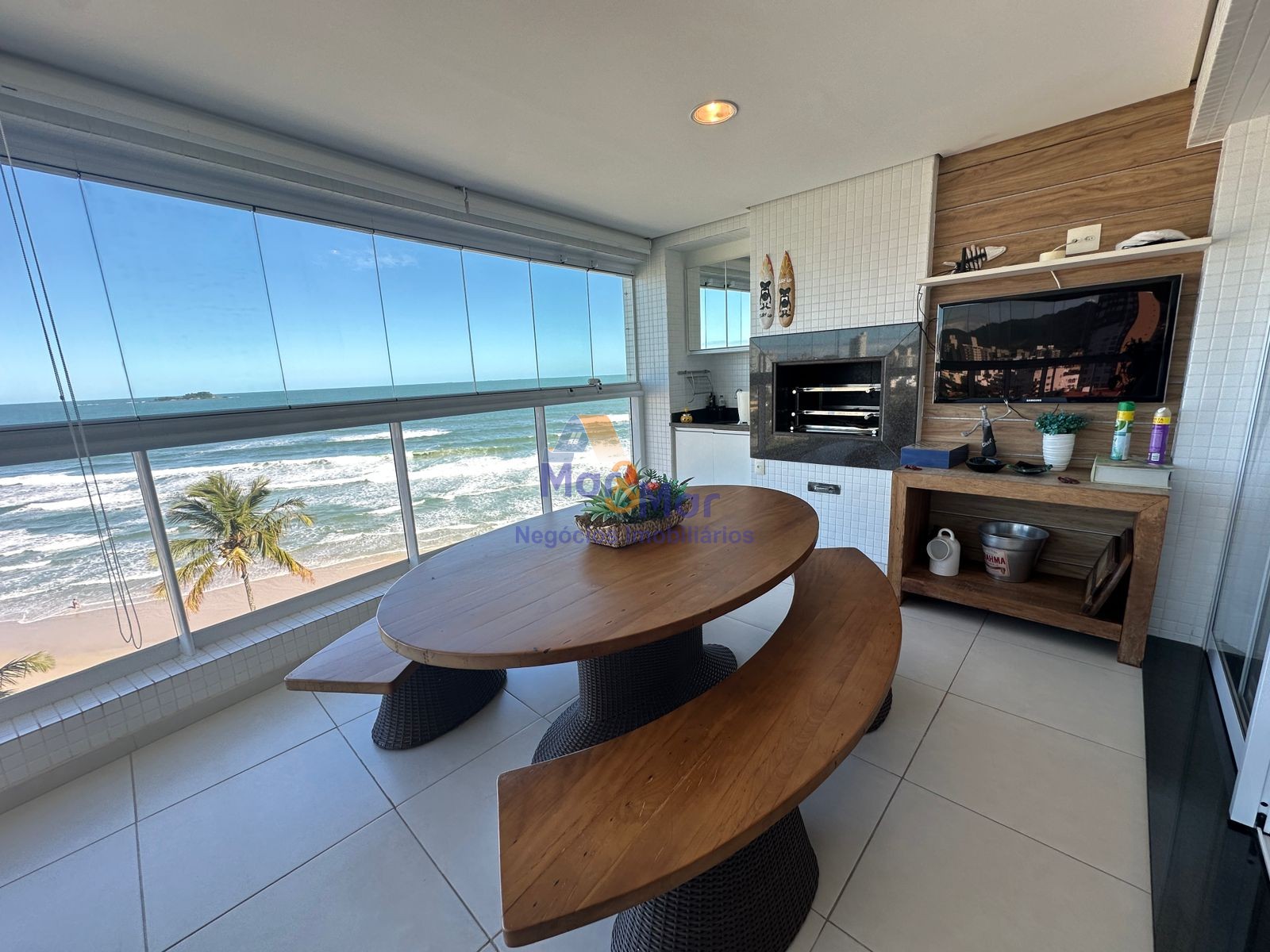 Apartamento Frente ao Mar-3-dormitorios-Enseada