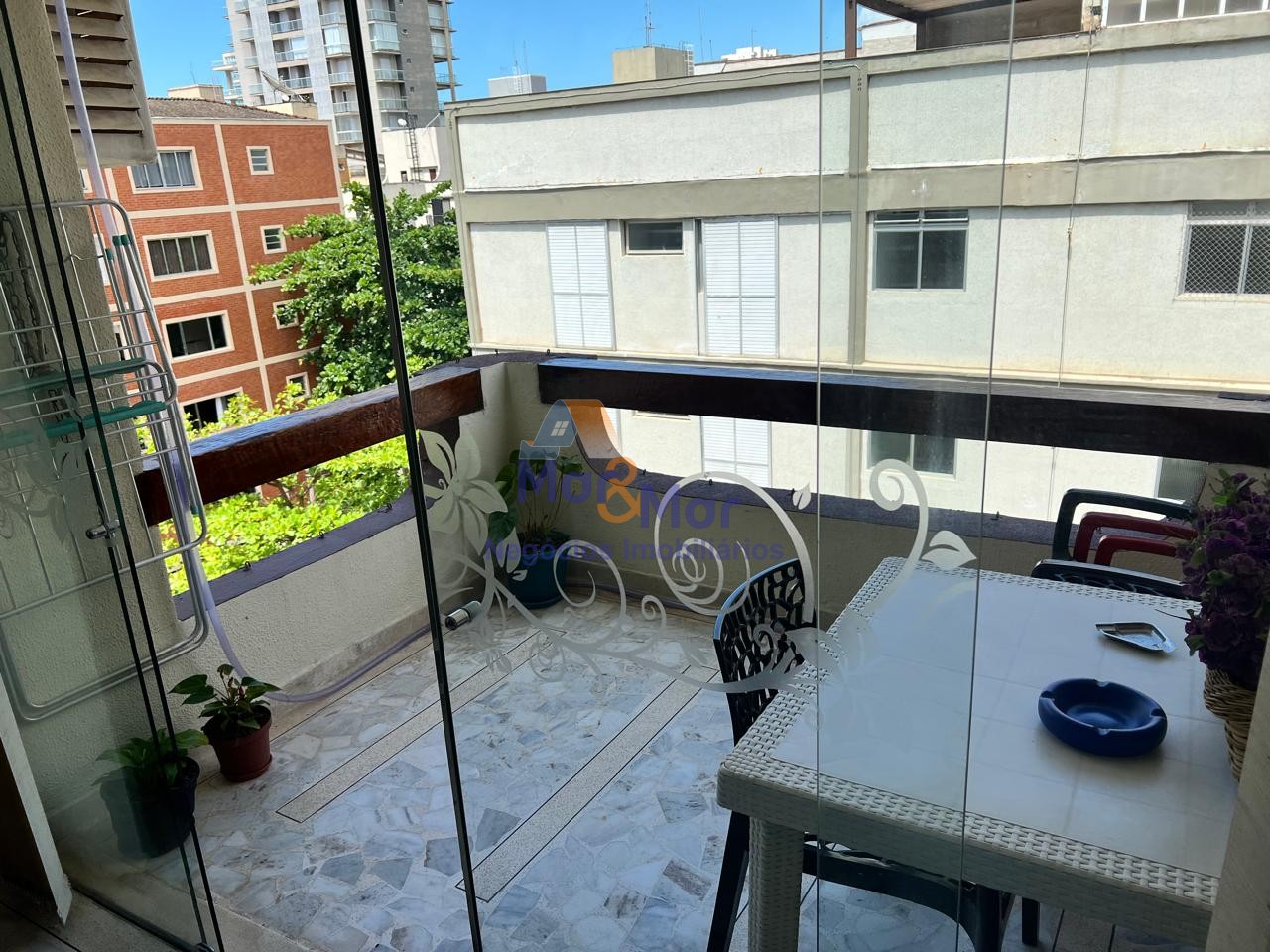 Apartamento na Praia da Enseada, Guarujá - SP