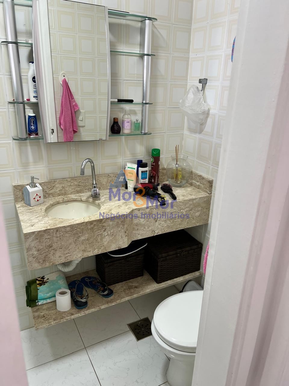 Apartamento na Praia da Enseada, Guarujá - SP