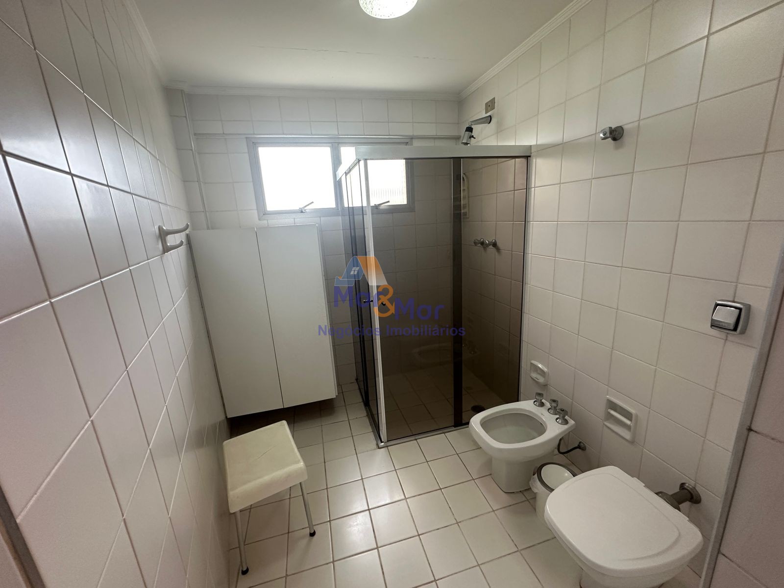 Apartamento Frente ao Mar nas Pitangueiras, Guarujá - SP