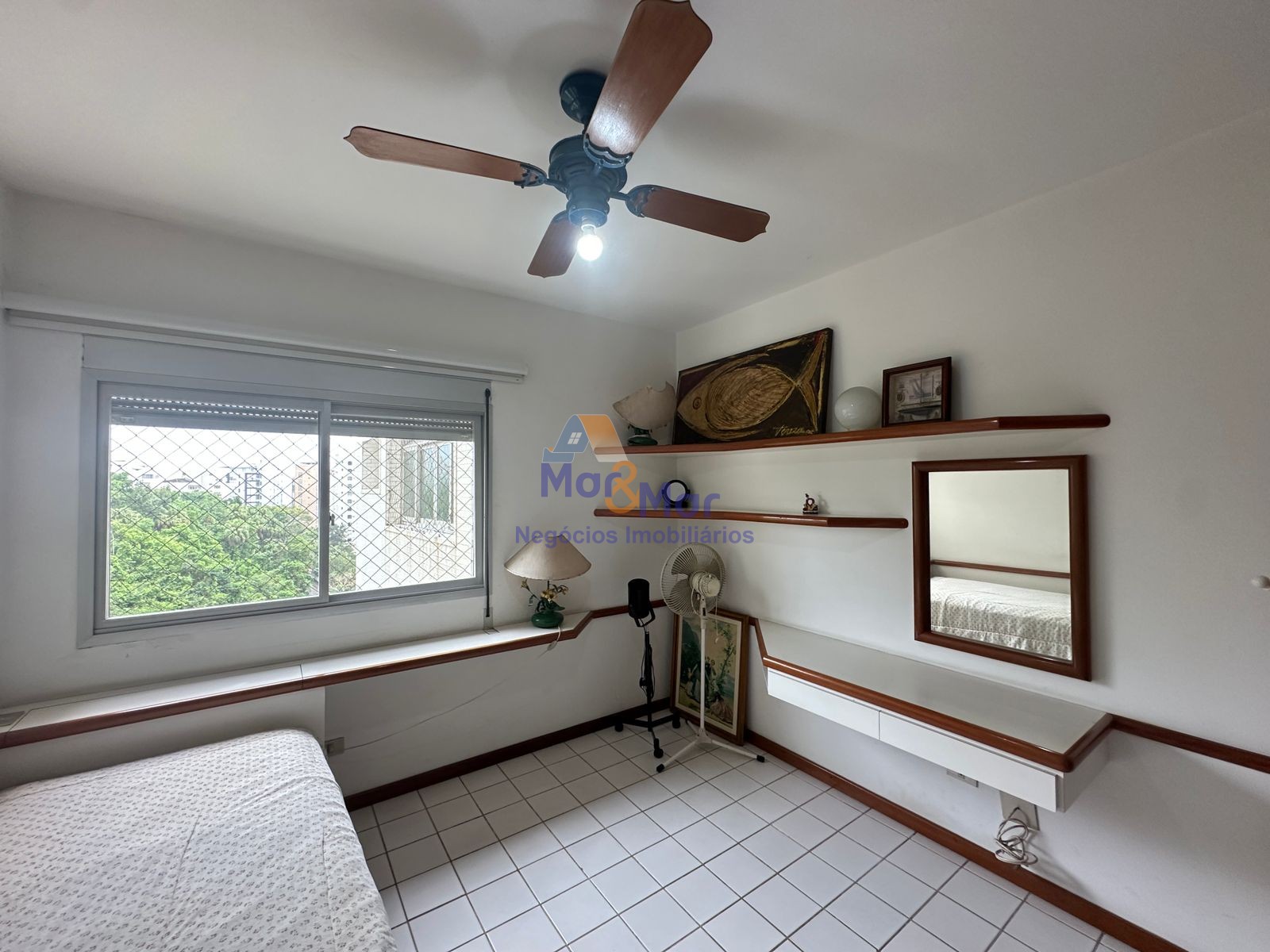 Apartamento Frente ao Mar nas Pitangueiras, Guarujá - SP