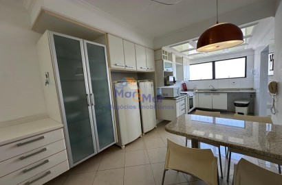 Apartamento na Praia das Pitangueiras, Guarujá - SP