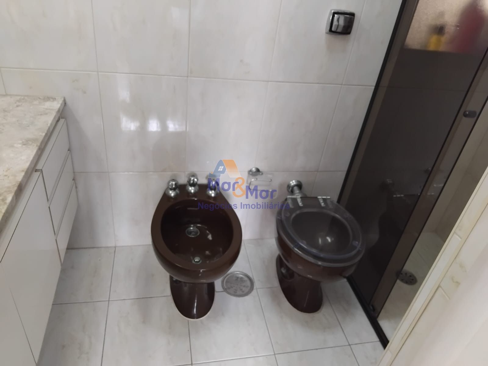 Apartamento na Praia das Astúrias, Guarujá - SP