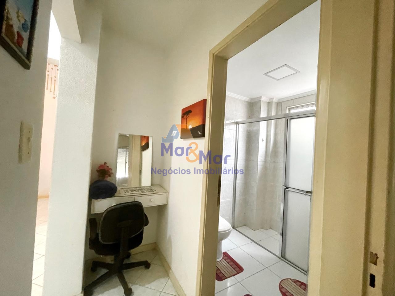 Apartamento na Praia das Pitangueiras, Guarujá - SP