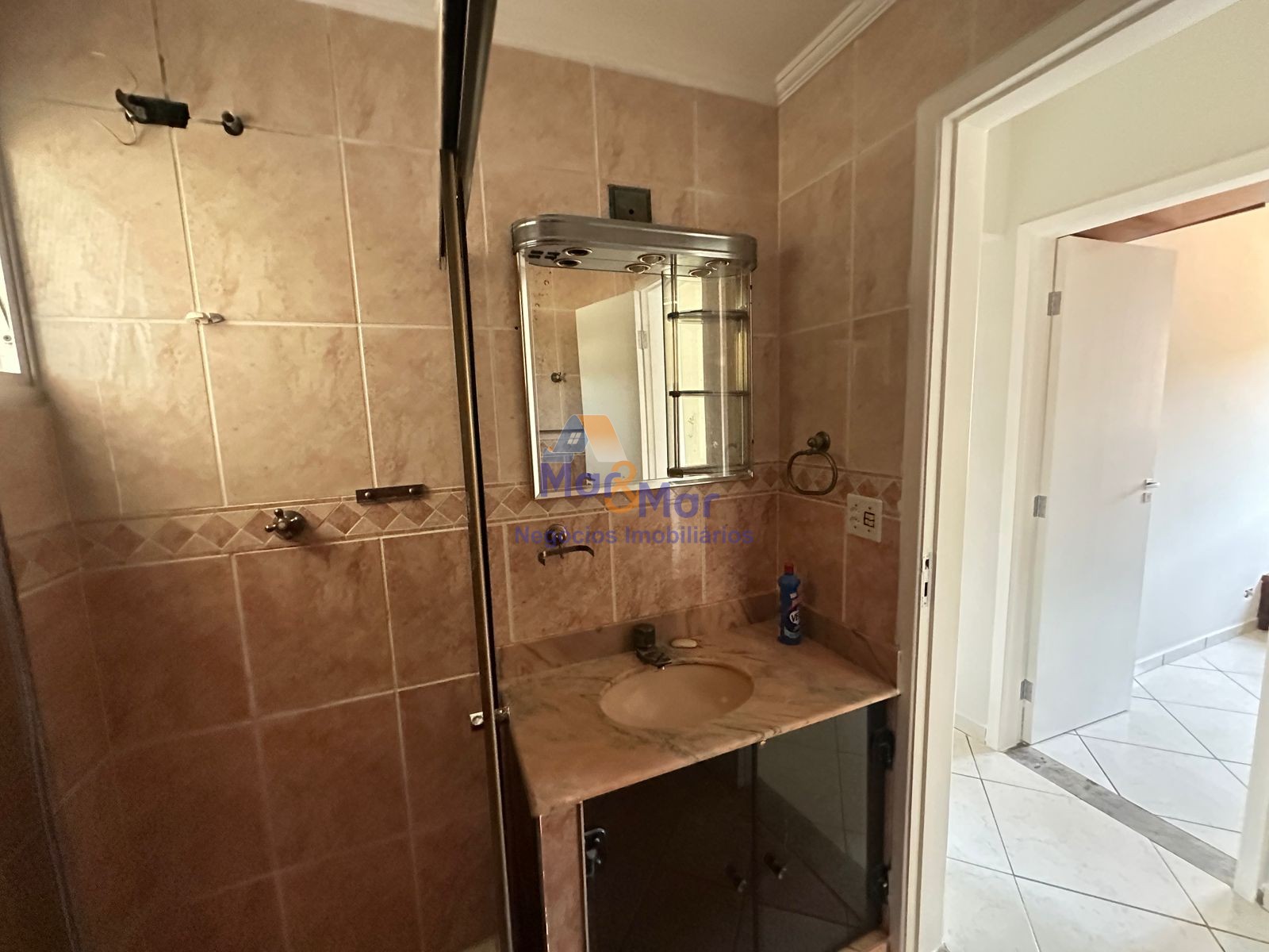 Apartamento na Praia da Enseada, Guarujá - SP