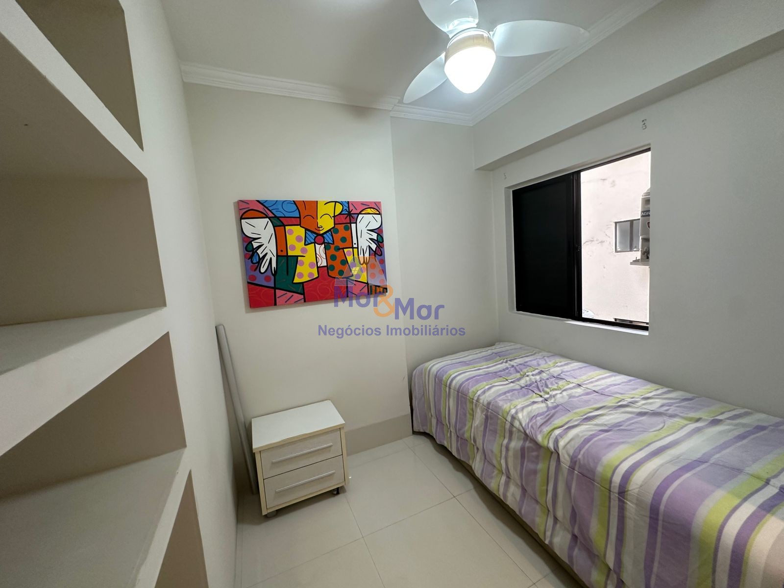 Apartamento na Praia da Enseada, Guarujá - SP