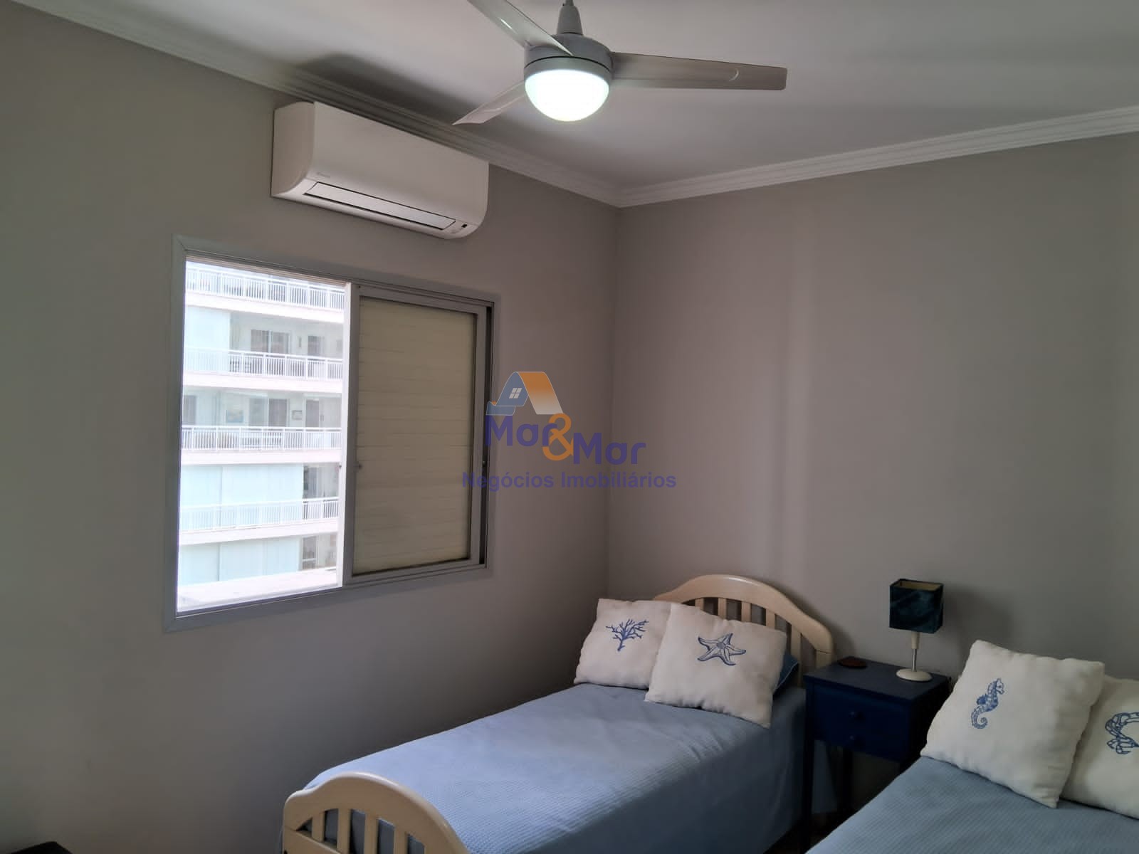 Apartamento na Praia das Astúrias, Guarujá - SP