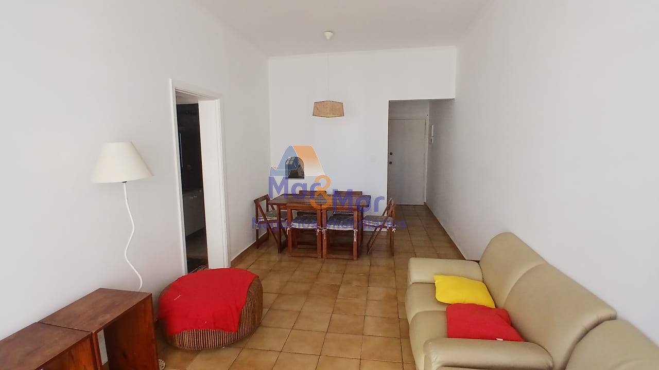 Apartamento na Praia das Pitangueiras, Guarujá - SP