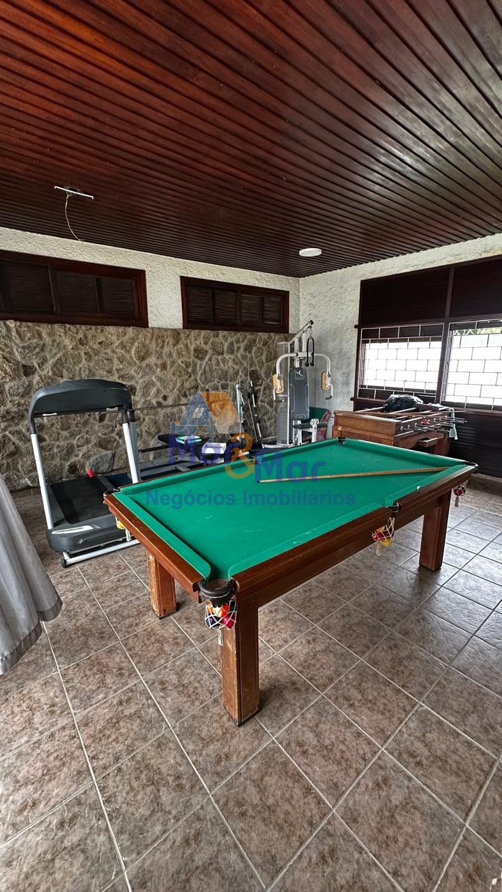Casa na Praia do Guaiuba, Guarujá - SP