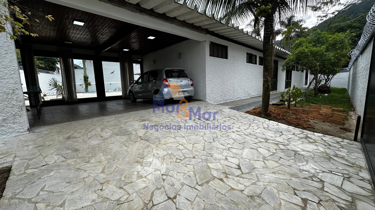 Casa na Praia do Guaiuba, Guarujá - SP