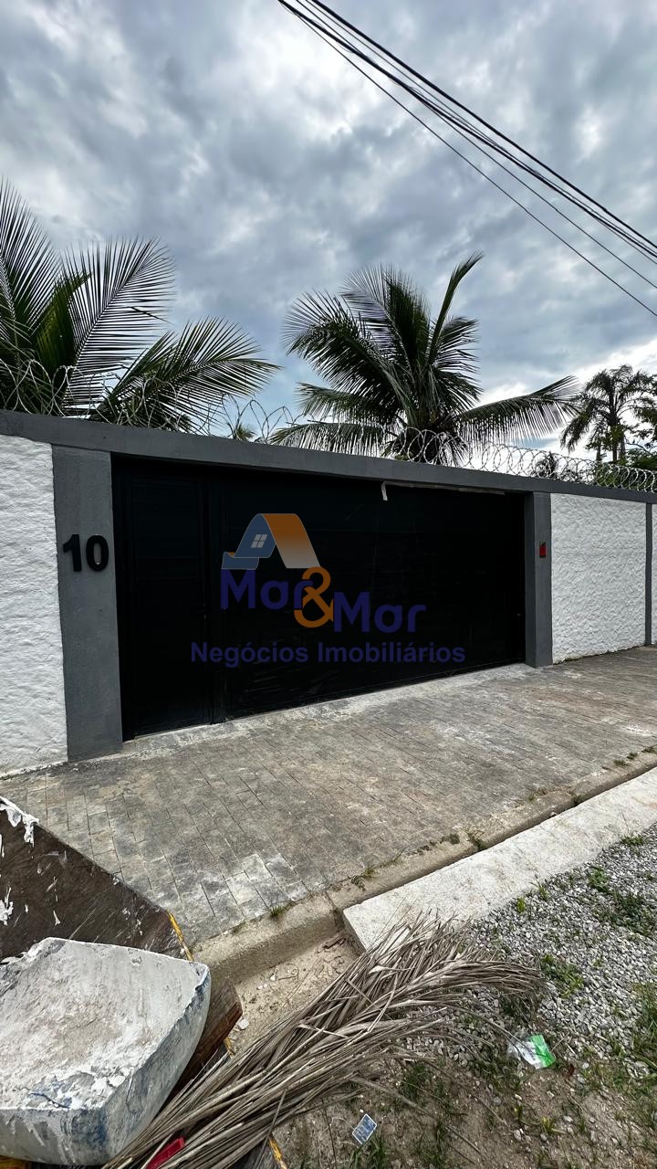 Casa na Praia do Guaiuba, Guarujá - SP