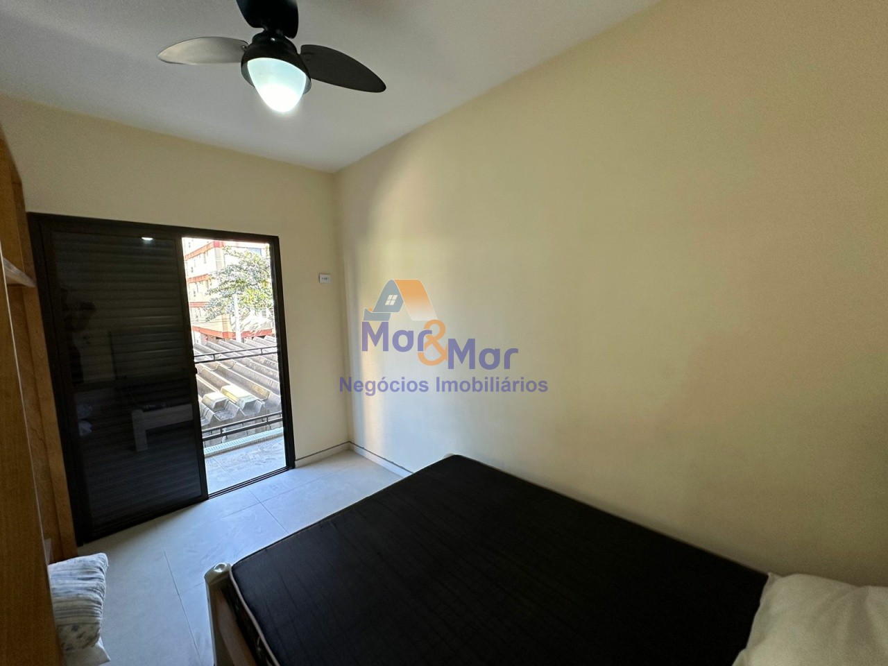 Apartamento na Praia da Enseada, Guarujá - SP