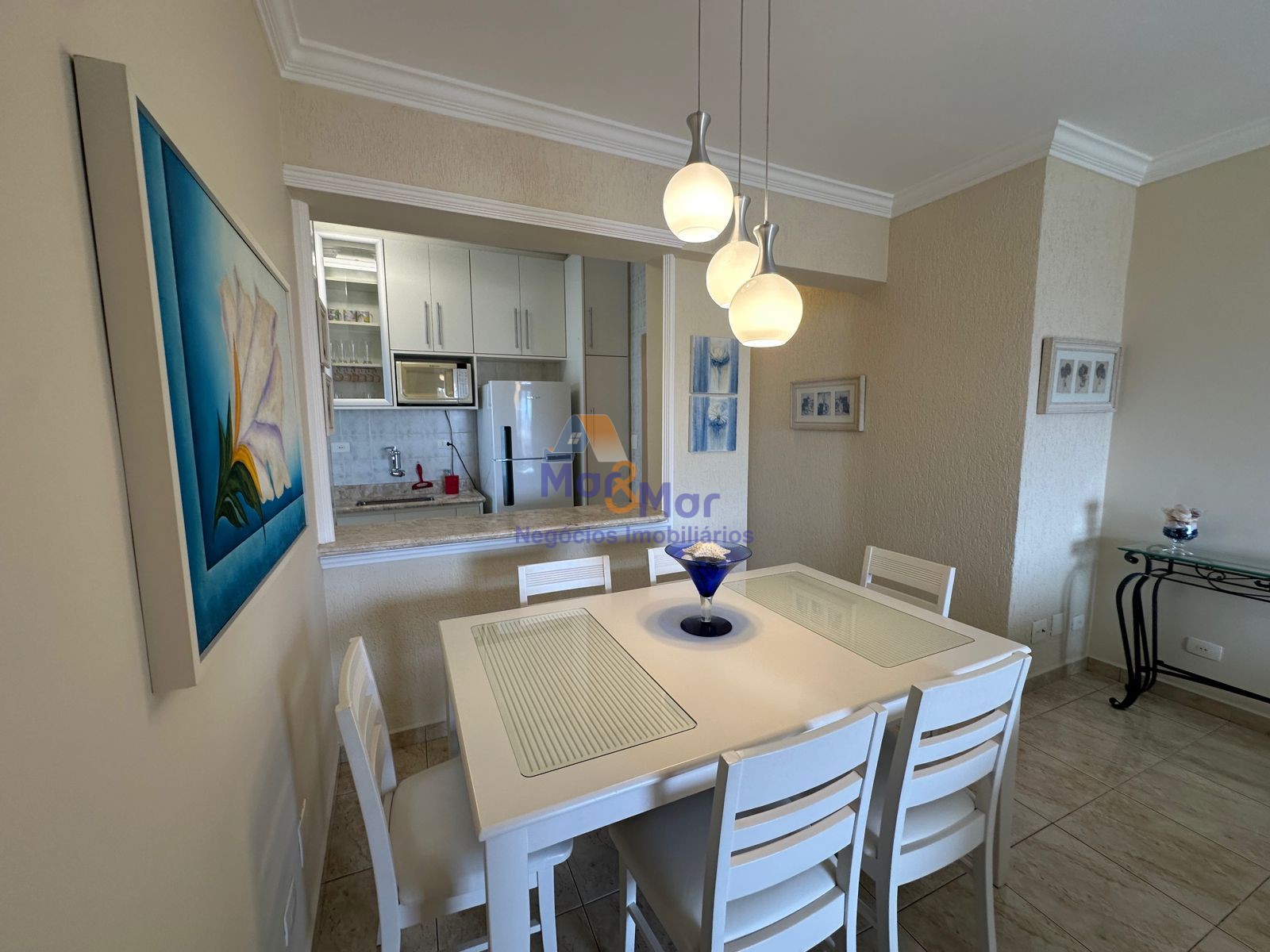 Apartamento na Praia da Enseada, Guarujá - SP