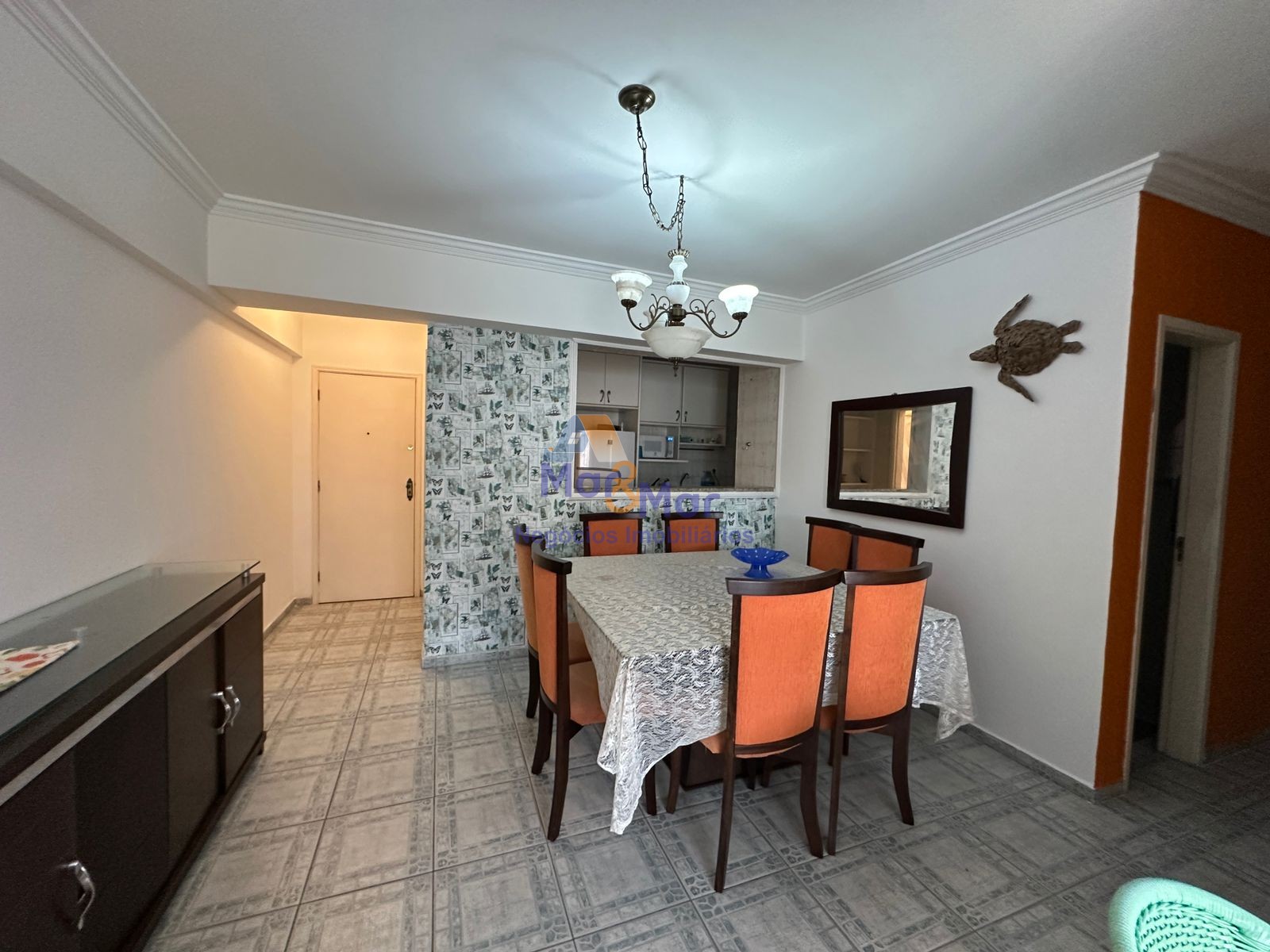Apartamento na Praia da Enseada, Guarujá - SP