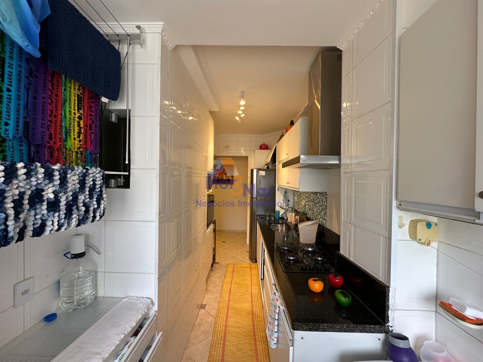 Apartamento na Praia da Enseada, Guarujá - SP