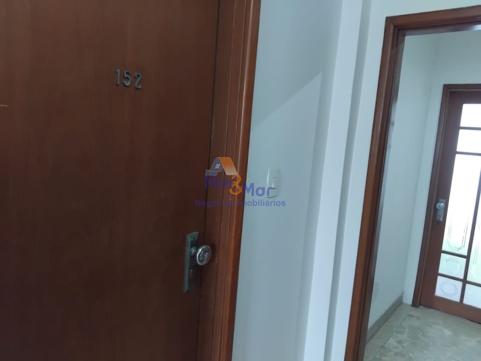 Apartamento Frente ao Mar nas Pitangueiras, Guarujá - SP
