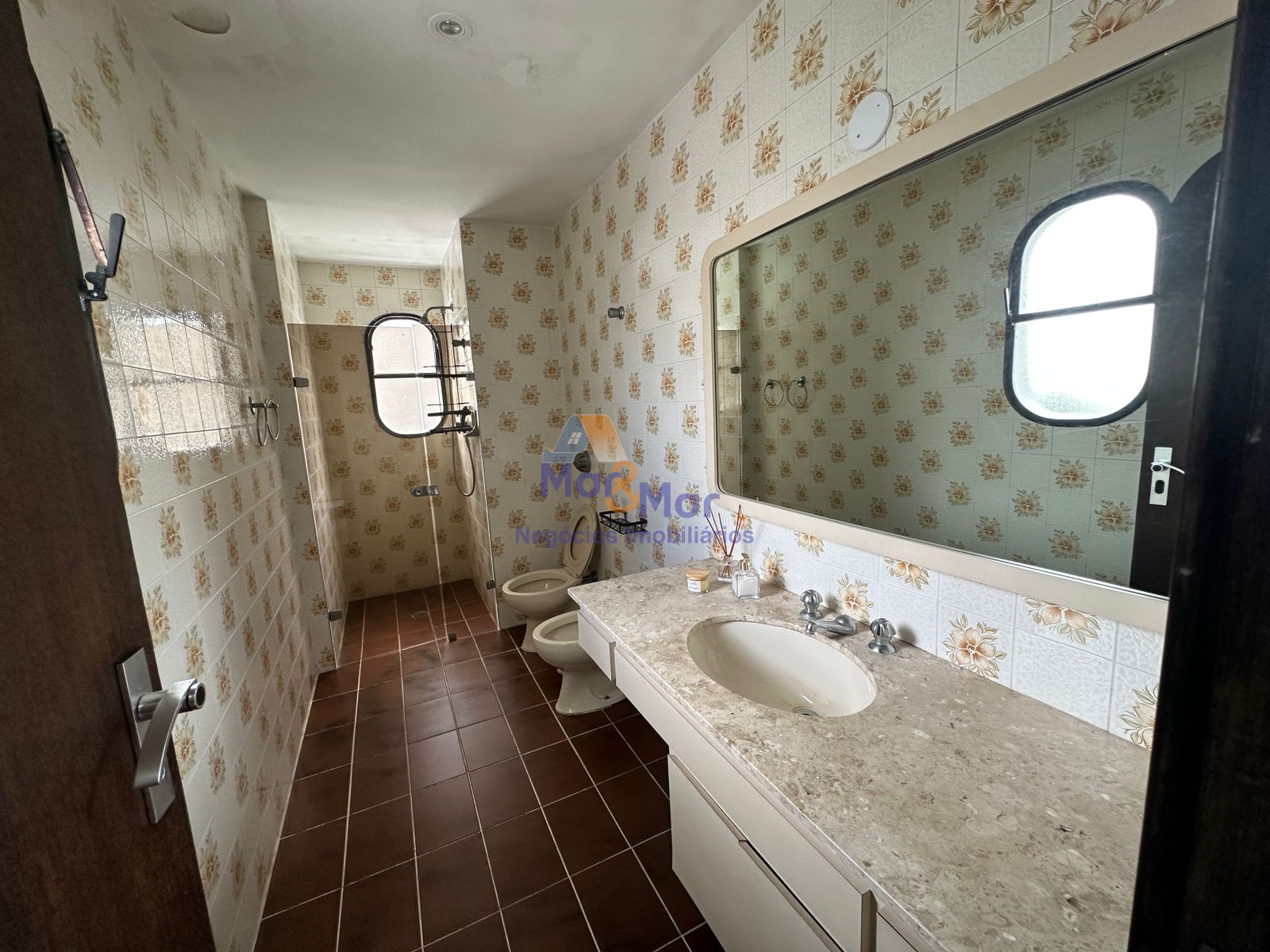 Apartamento Frente ao Mar, Praia Pitangueiras, Guarujá - SP