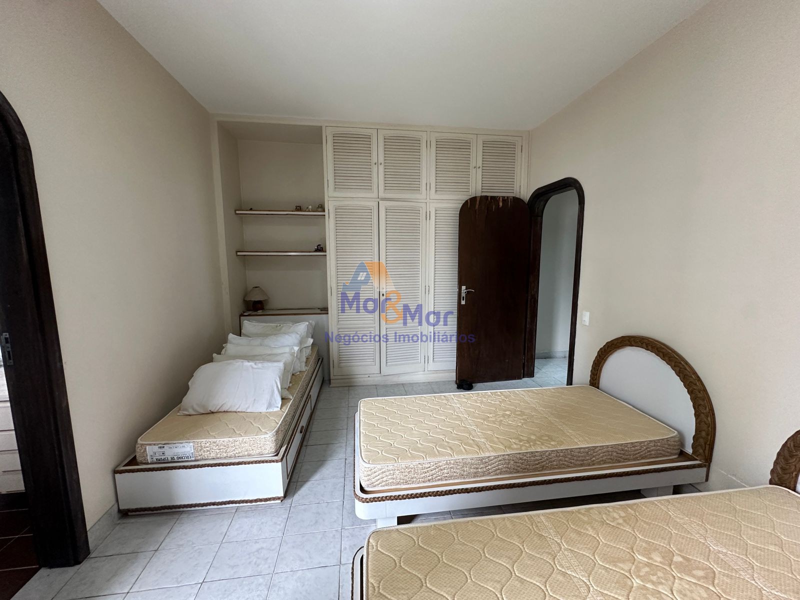 Apartamento Frente ao Mar, Praia Pitangueiras, Guarujá - SP