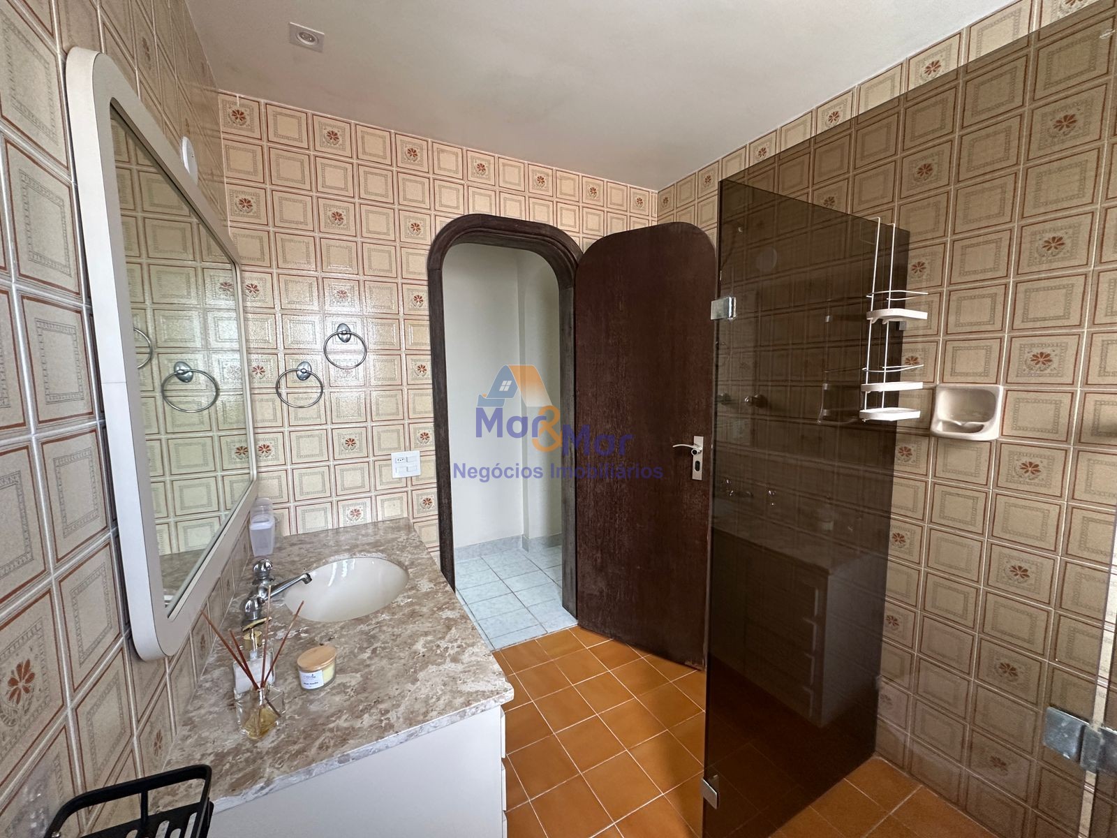 Apartamento Frente ao Mar, Praia Pitangueiras, Guarujá - SP