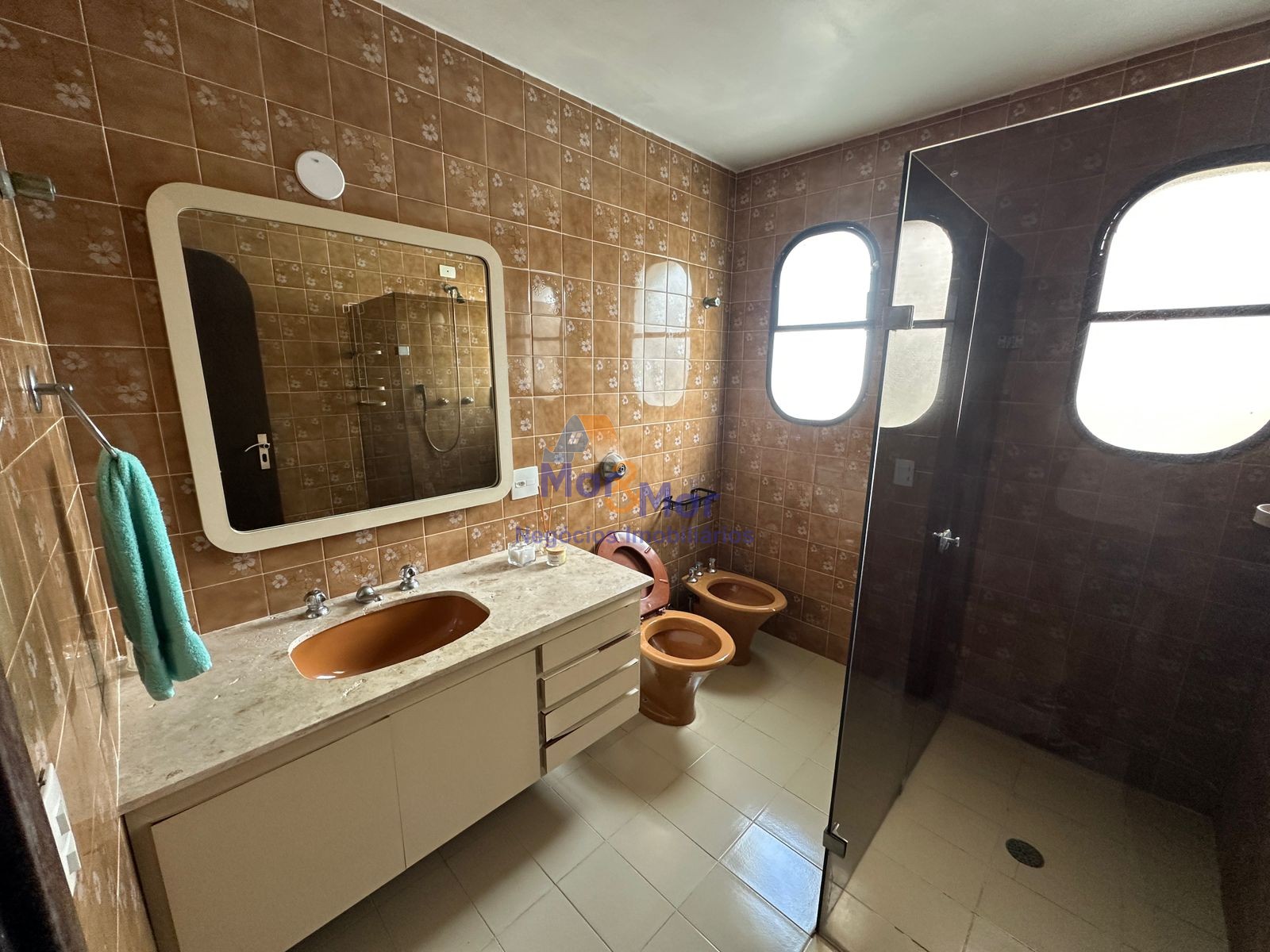 Apartamento Frente ao Mar, Praia Pitangueiras, Guarujá - SP