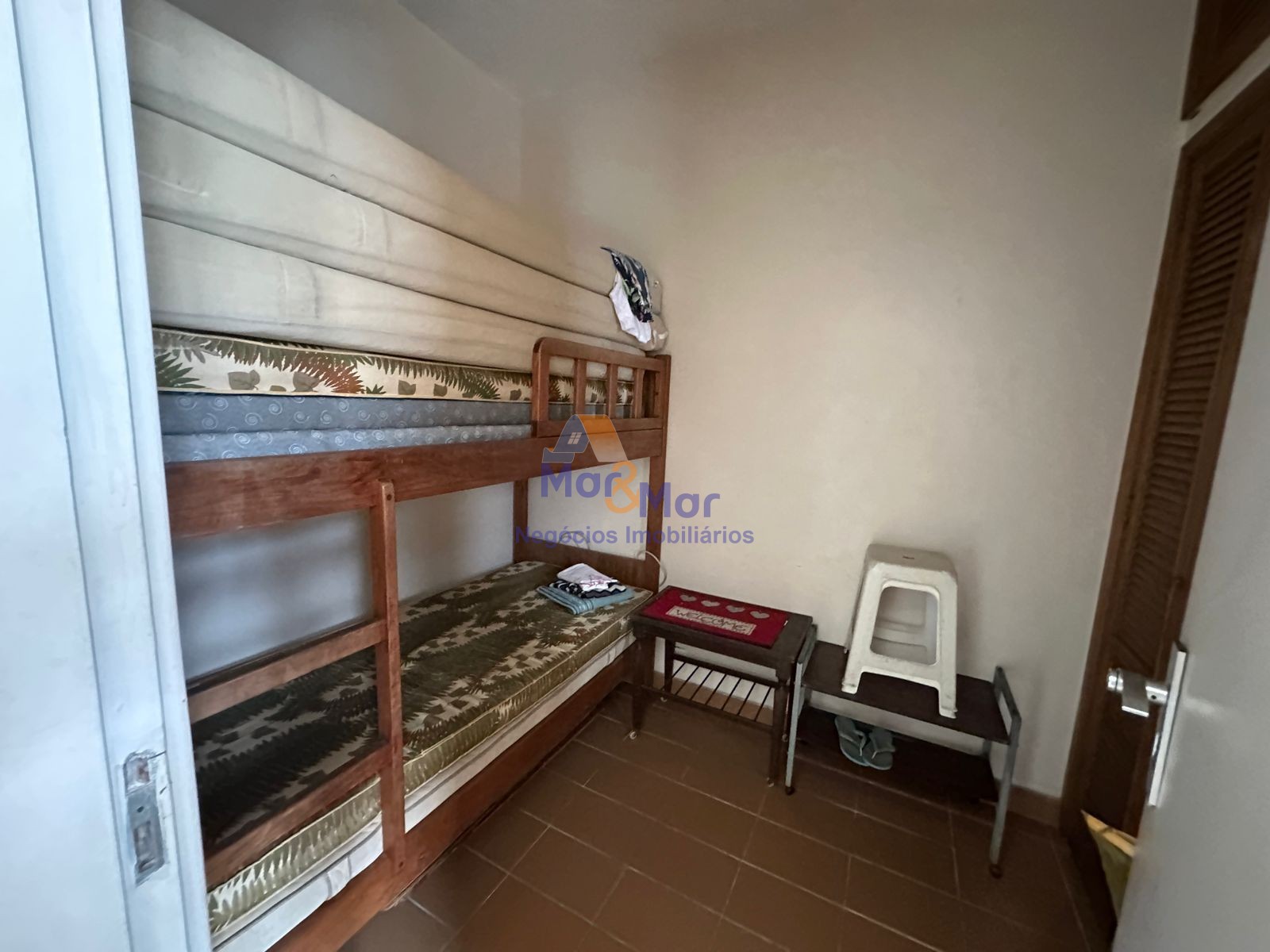 Apartamento Frente ao Mar, Praia Pitangueiras, Guarujá - SP