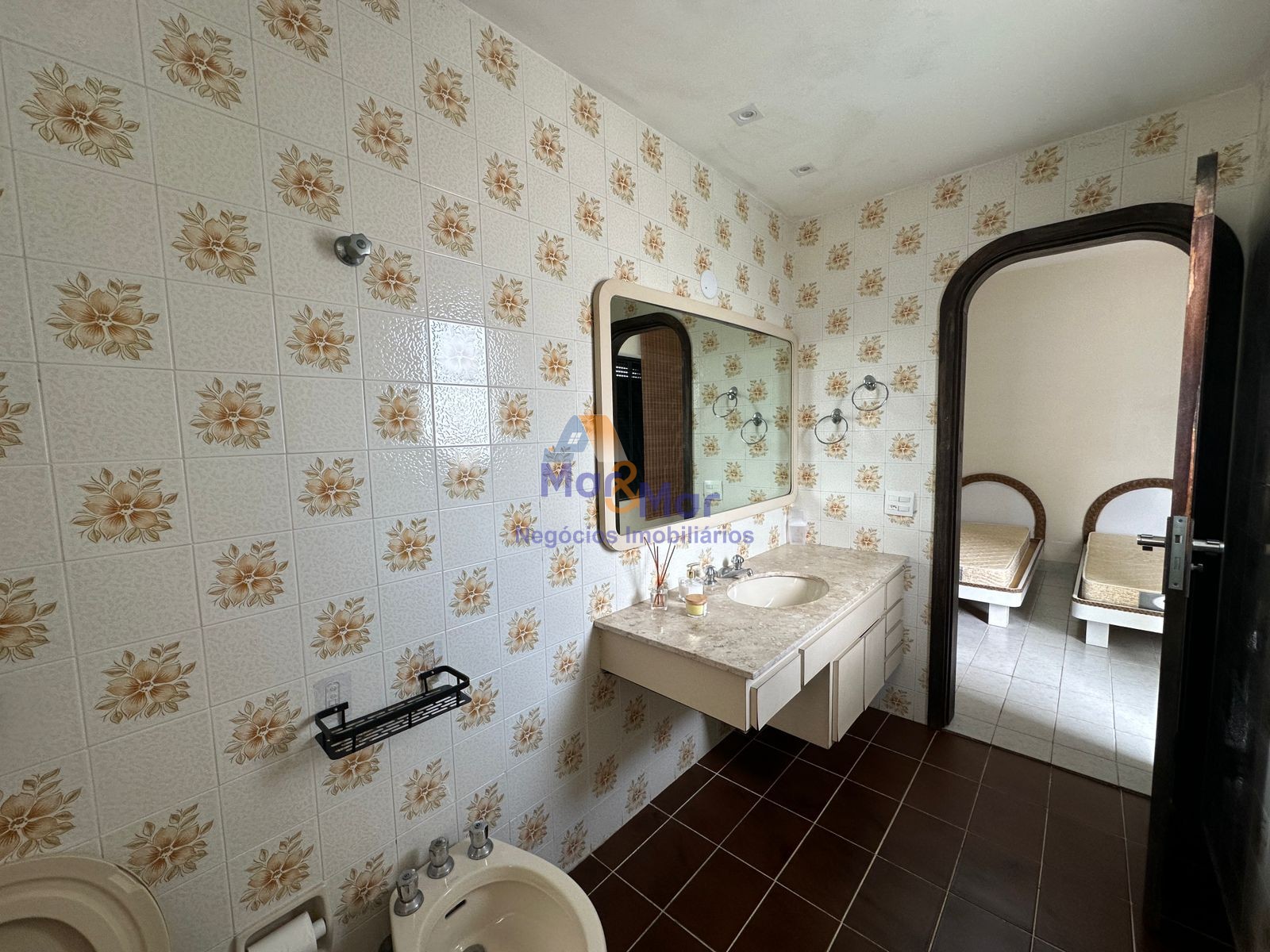 Apartamento Frente ao Mar, Praia Pitangueiras, Guarujá - SP