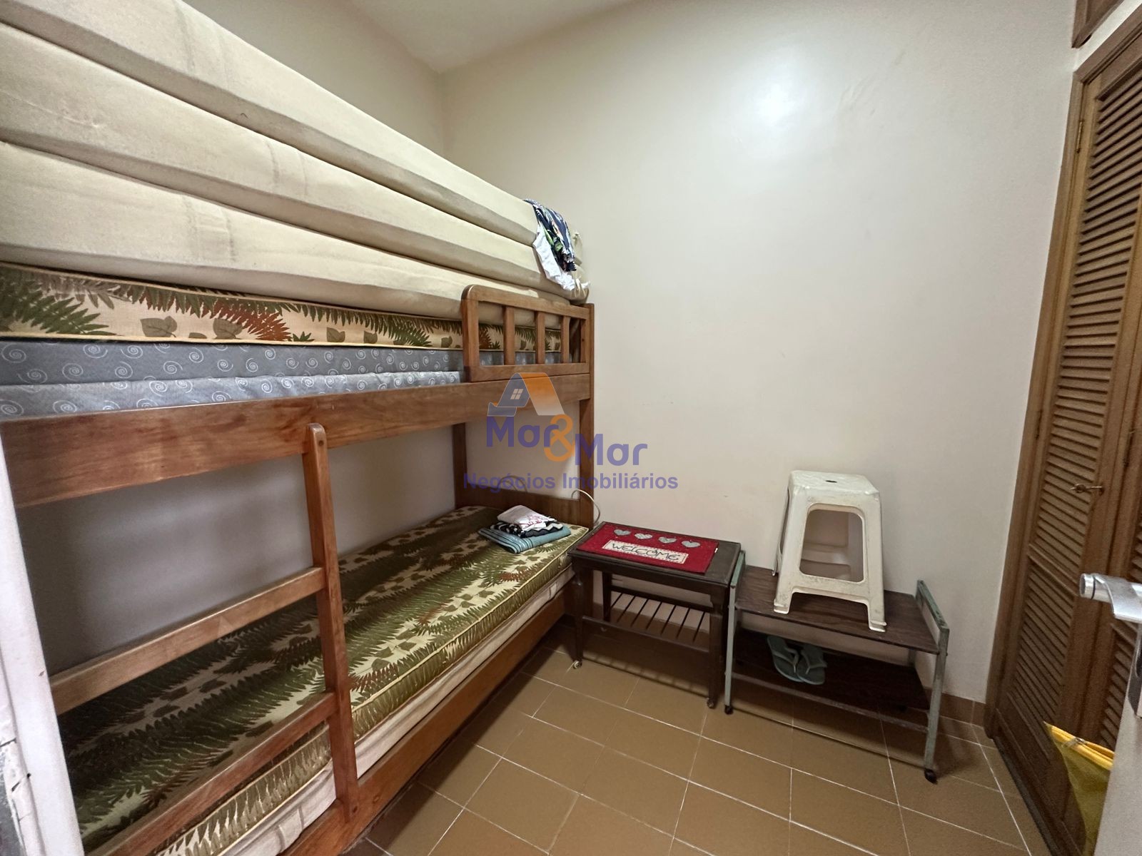 Apartamento Frente ao Mar, Praia Pitangueiras, Guarujá - SP