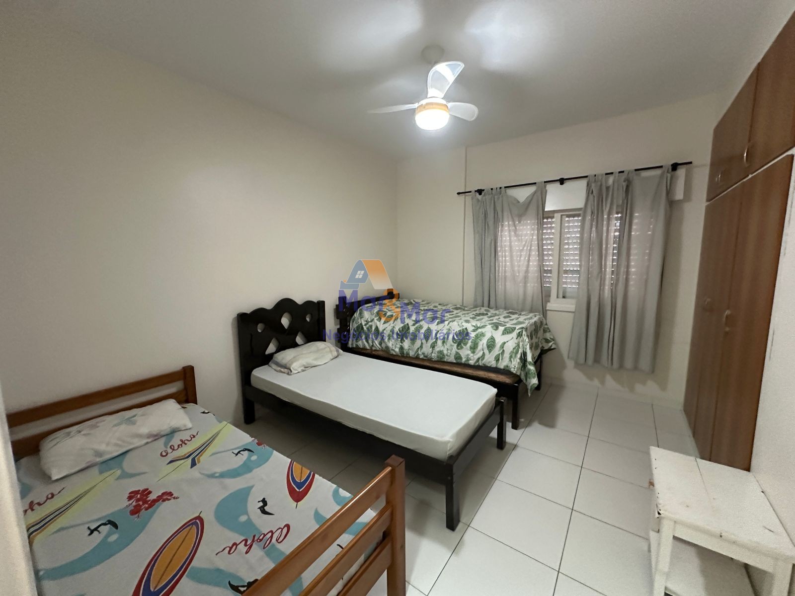 Apartamento Frente ao Mar, Pitangueiras, Guarujá - SP
