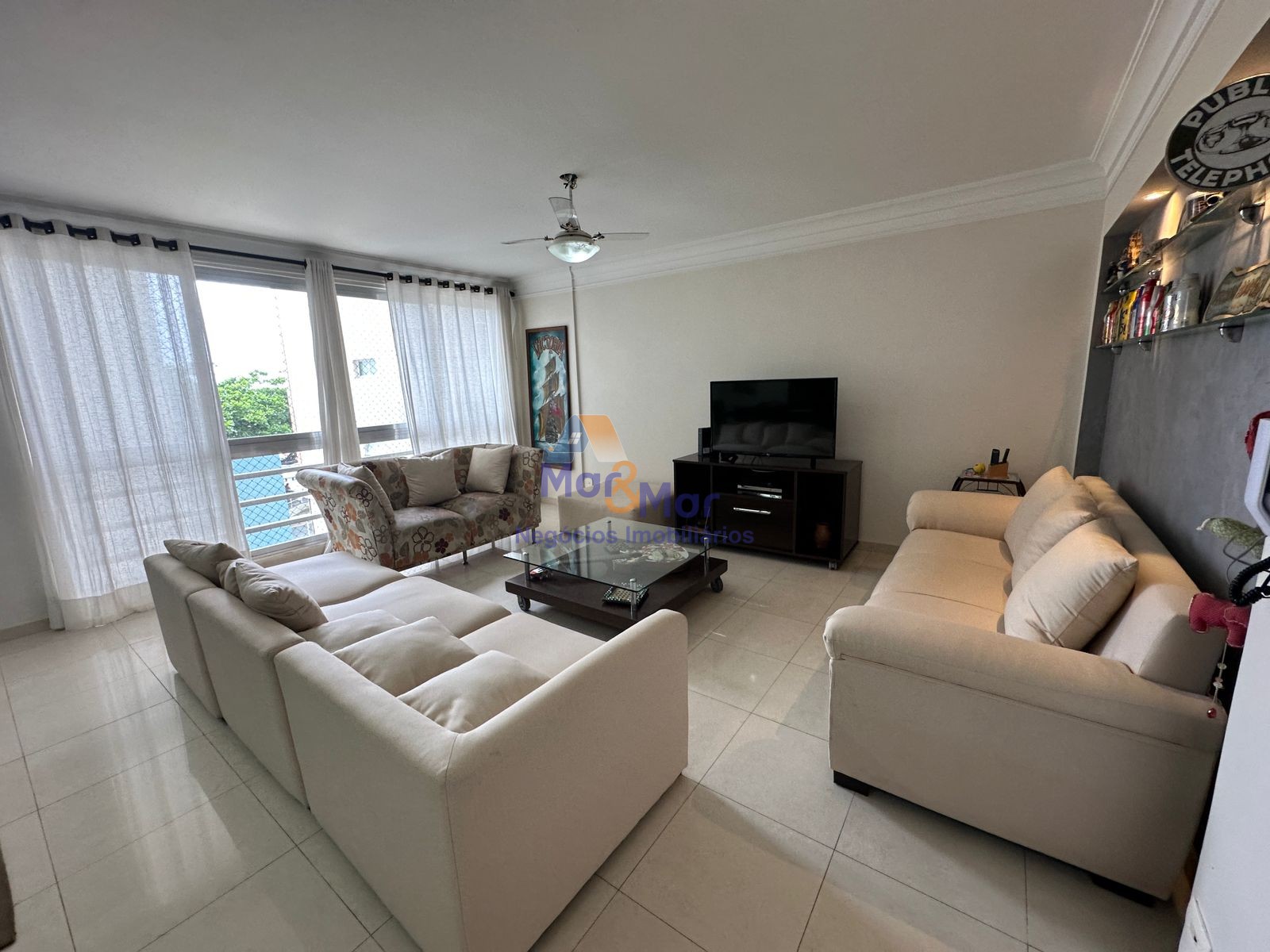 Apartamento Frente ao Mar, Pitangueiras, Guarujá - SP