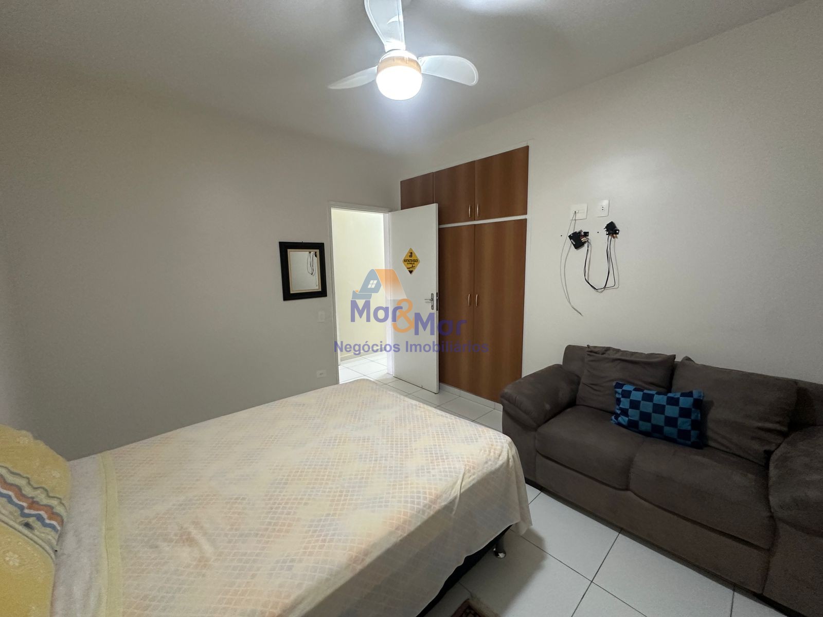 Apartamento Frente ao Mar, Pitangueiras, Guarujá - SP