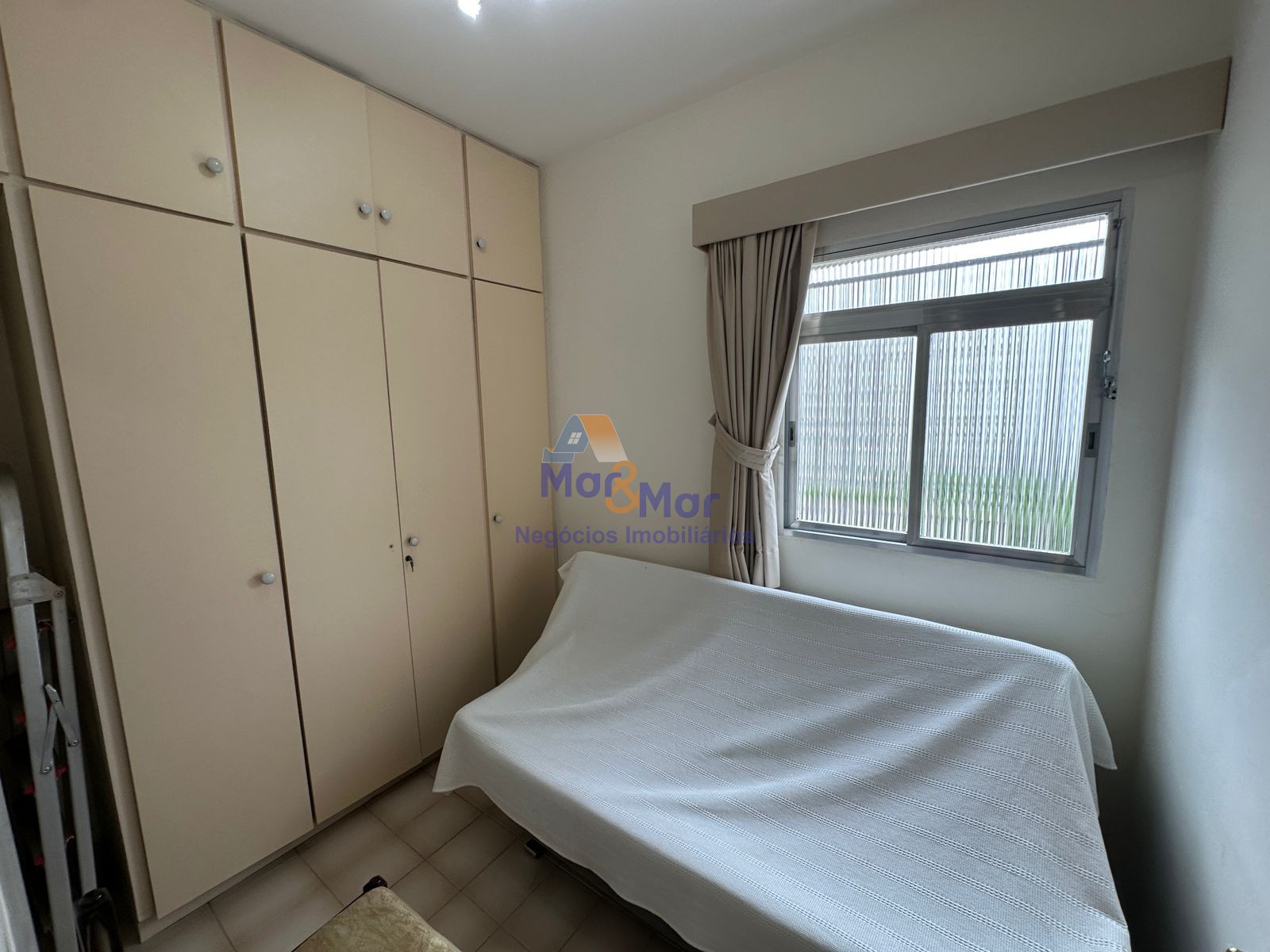 Apartamento Frente ao Mar, Praia Pitangueiras, Guarujá - SP
