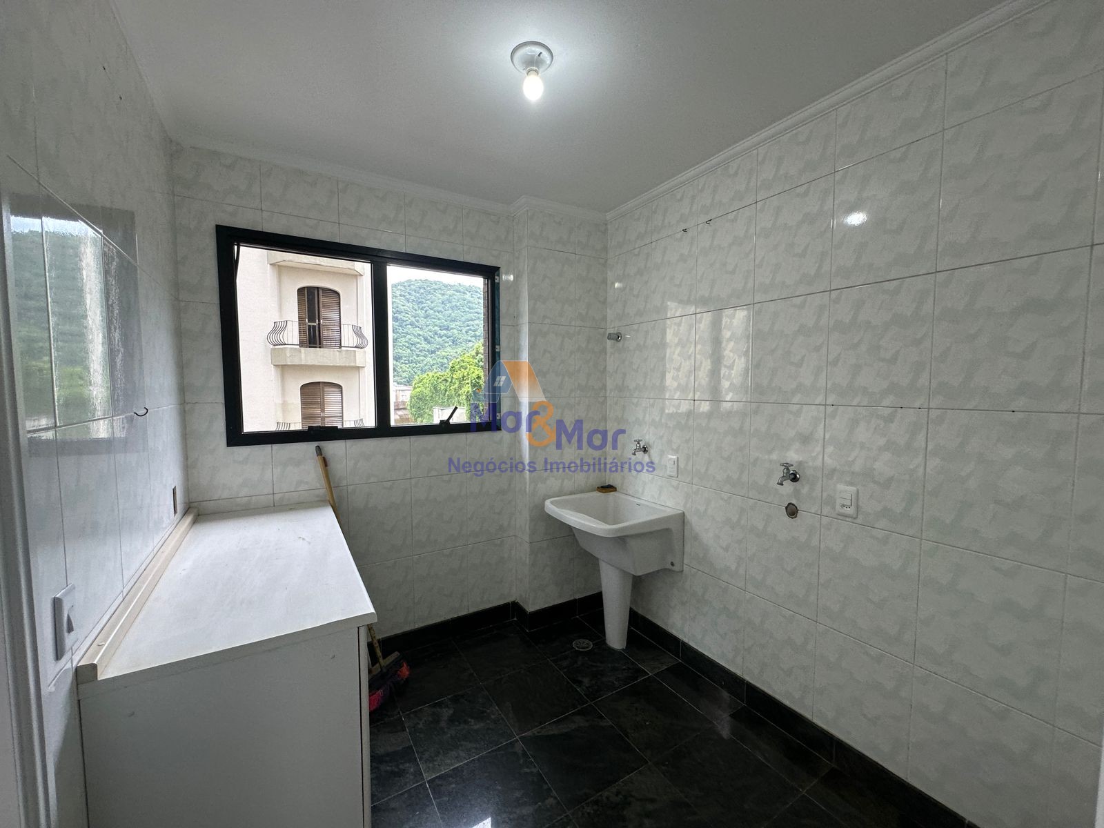 Apartamento Duplex na Praia das Pitangueiras, Guarujá - SP