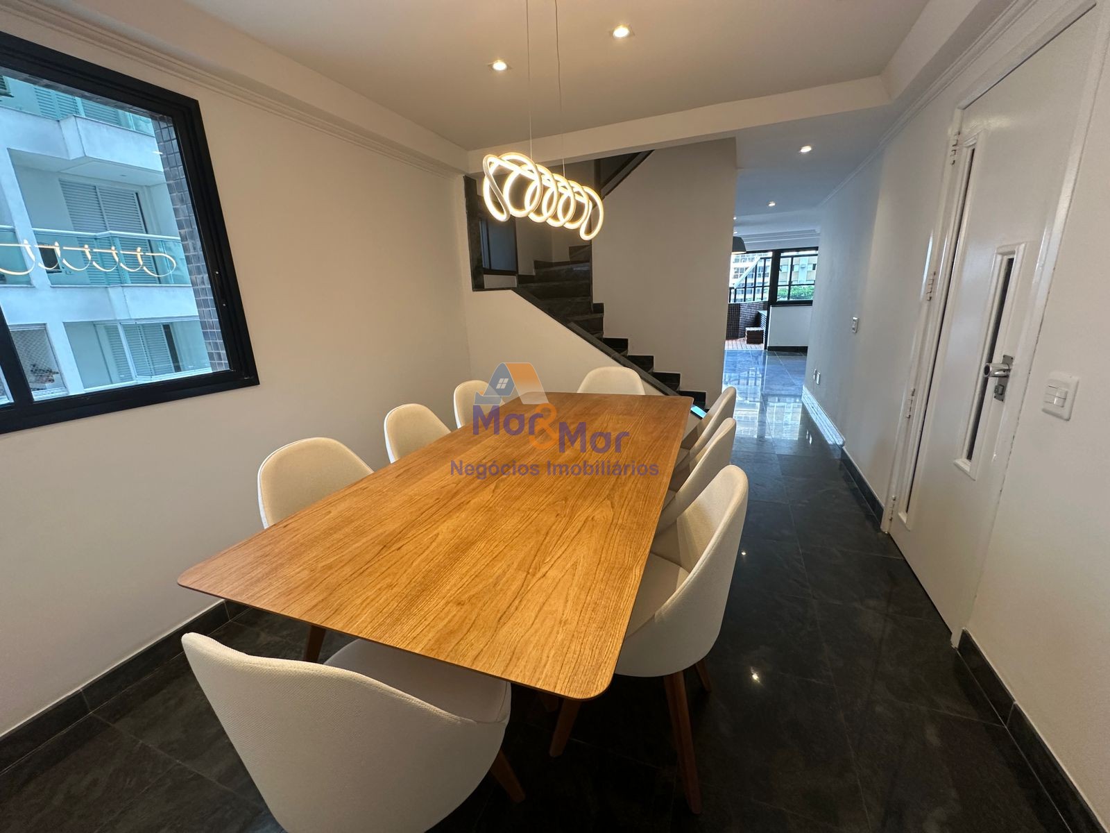 Apartamento Duplex na Praia das Pitangueiras, Guarujá - SP