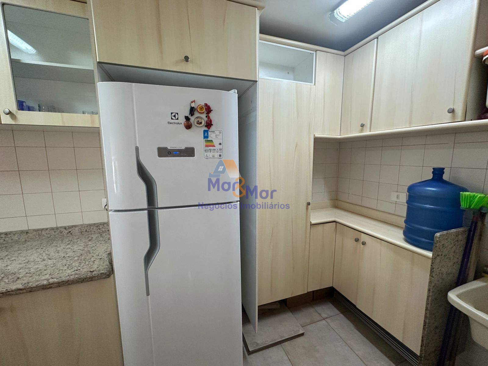 Apartamento na Praia das Pitangueiras, Guarujá - SP