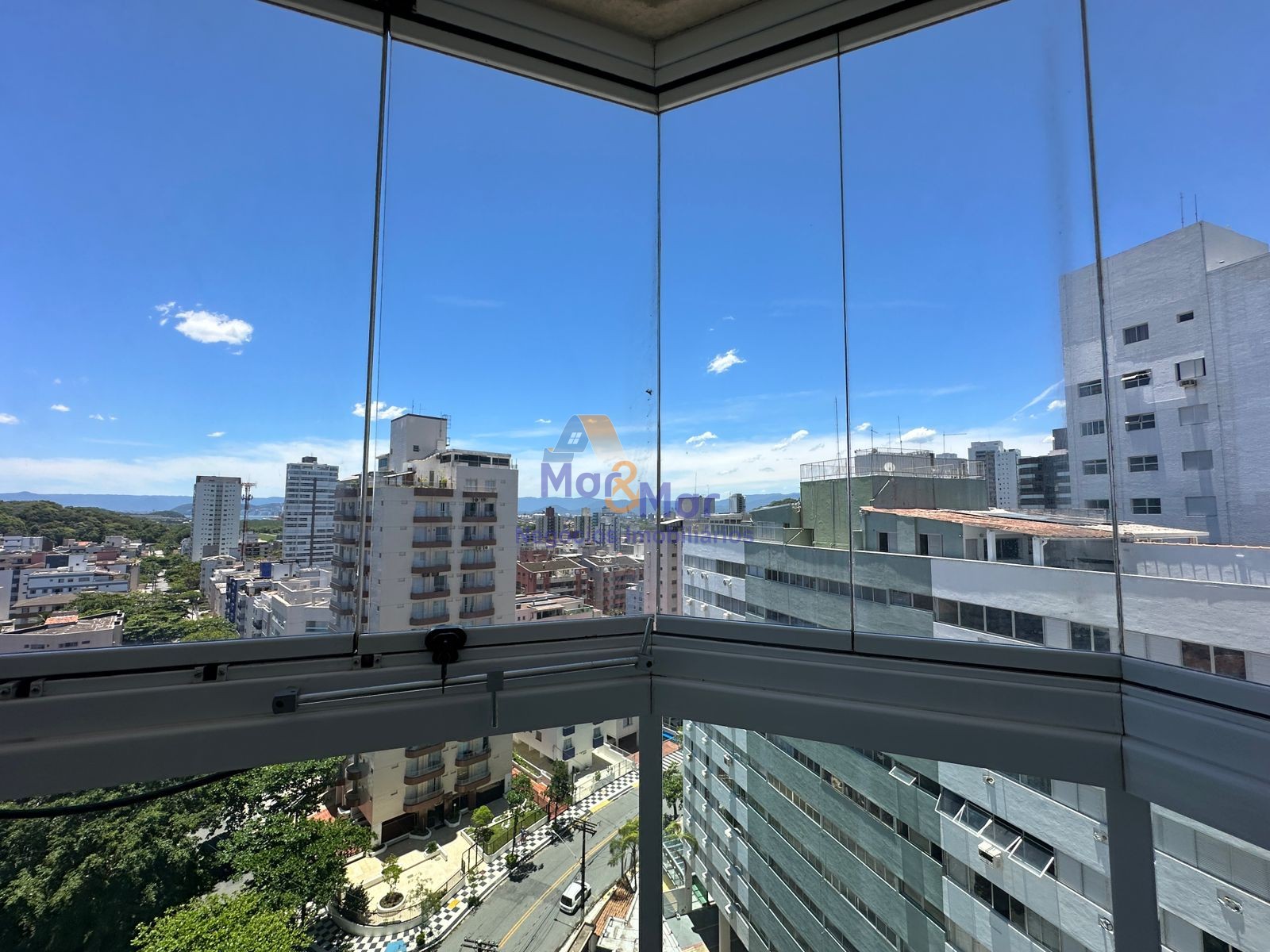 Apartamento na Praia das Astúrias/Tombo Guarujá - SP