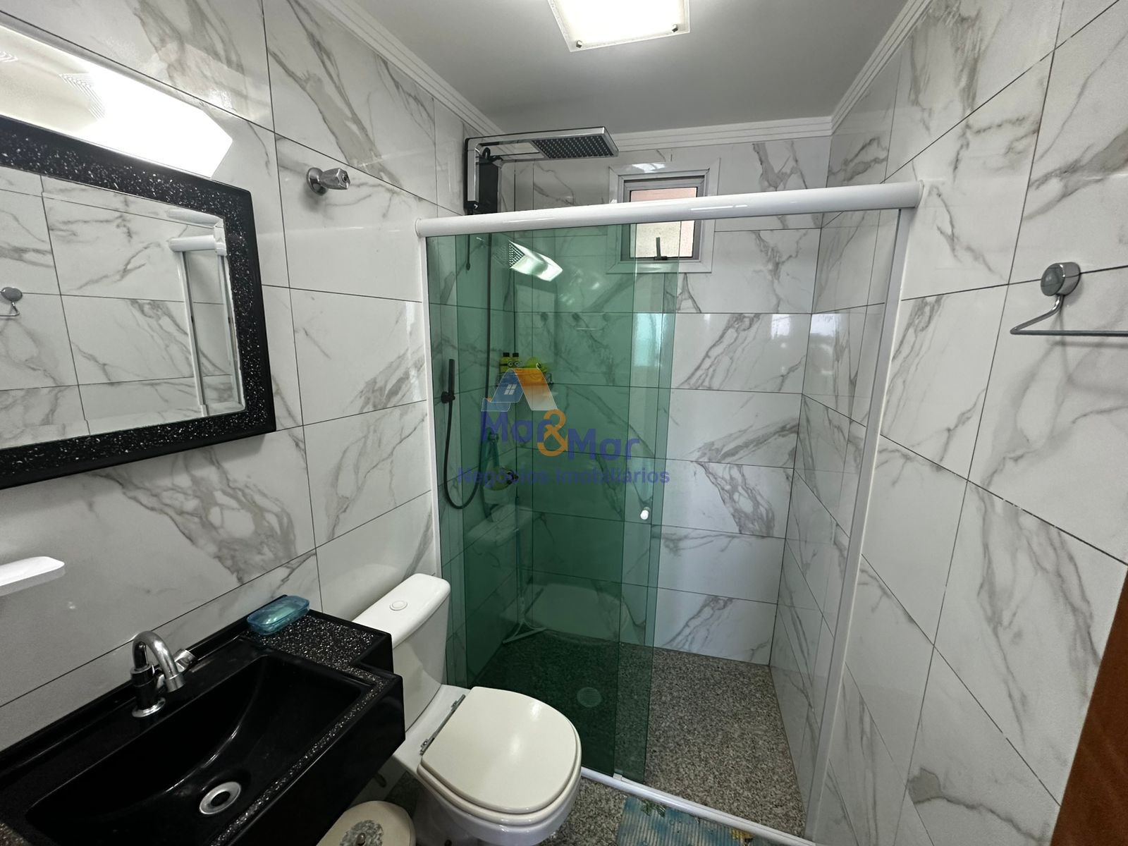 Apartamento Frente ao Mar, Pitangueiras, Guarujá - SP