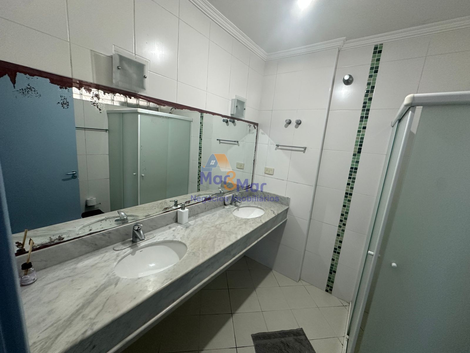Apartamento Frente ao Mar-4-dormitorios-Pitangueiras