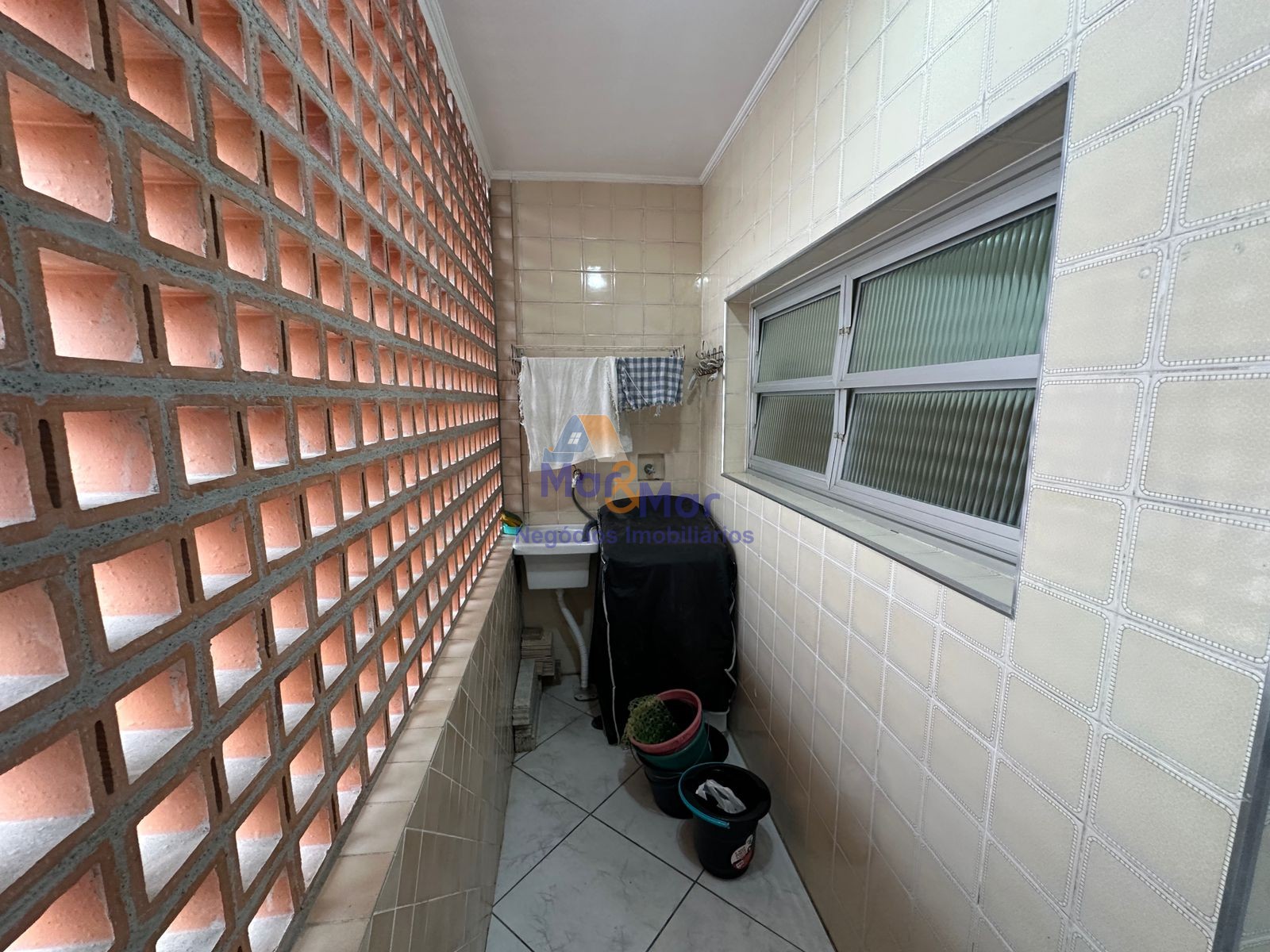Apartamento-2-dormitorios-Pitangueiras