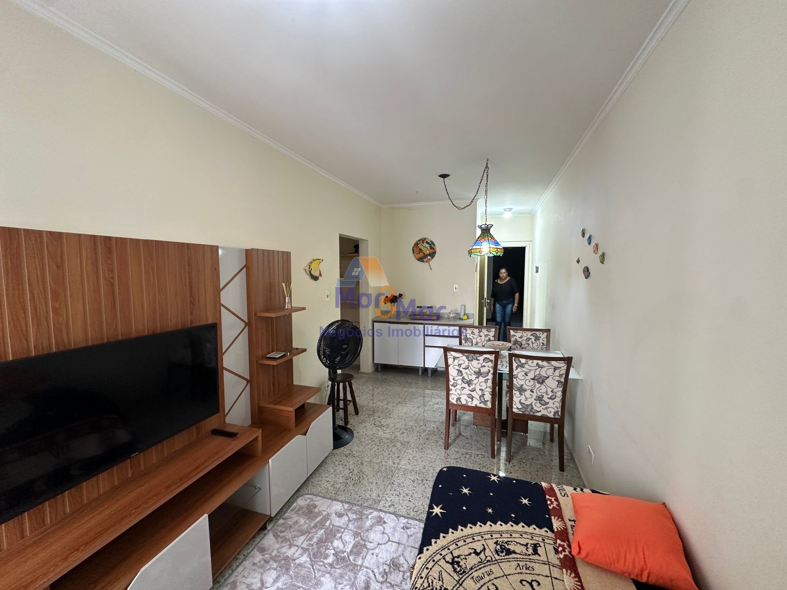 Apartamento na Praia das Pitangueiras, Guarujá - SP
