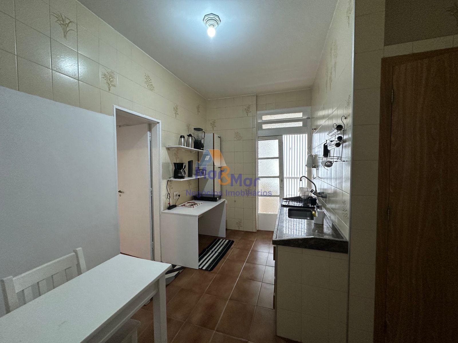 Apartamento Frente ao Mar nas Pitangueiras, Guarujá - SP
