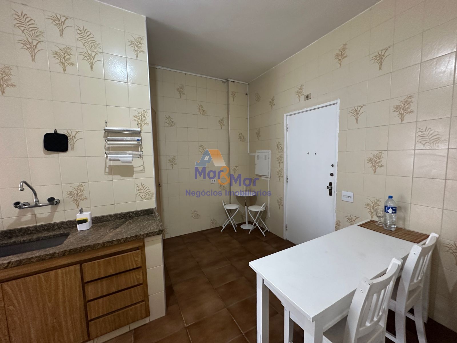 Apartamento Frente ao Mar nas Pitangueiras, Guarujá - SP