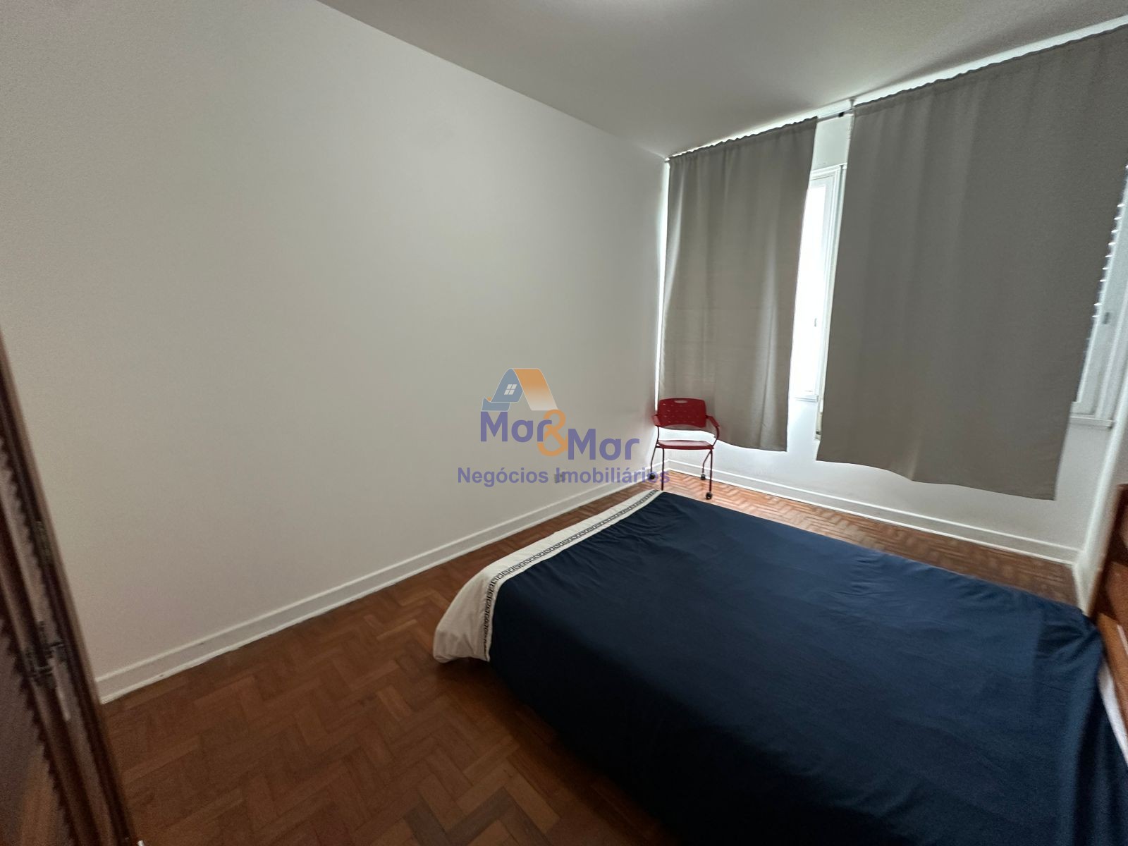 Apartamento Frente ao Mar nas Pitangueiras, Guarujá - SP