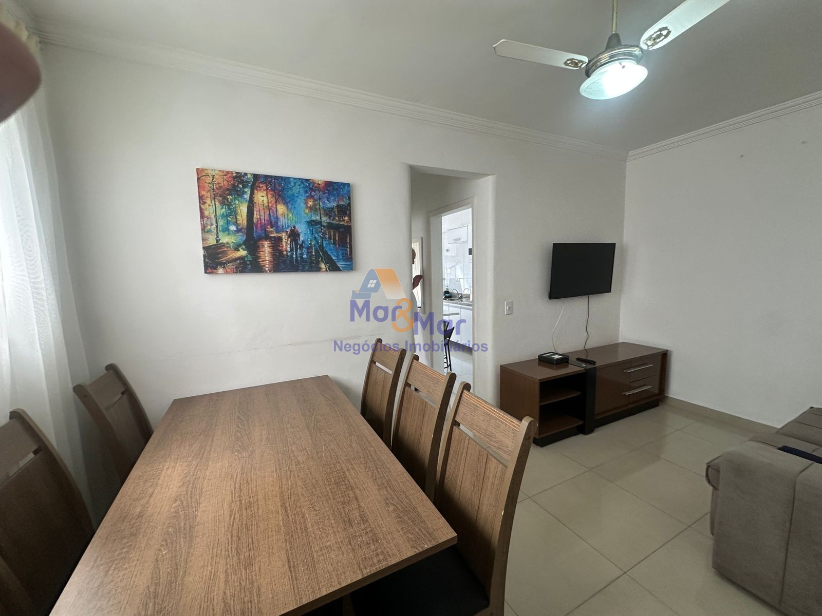 Apartamento na Praia das Pitangueiras, Guarujá - SP