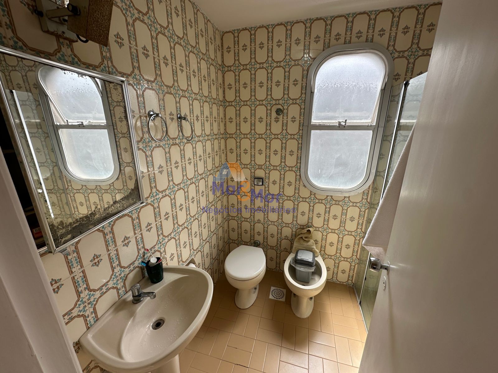 Apartamento na Praia da Enseada, Guarujá - SP