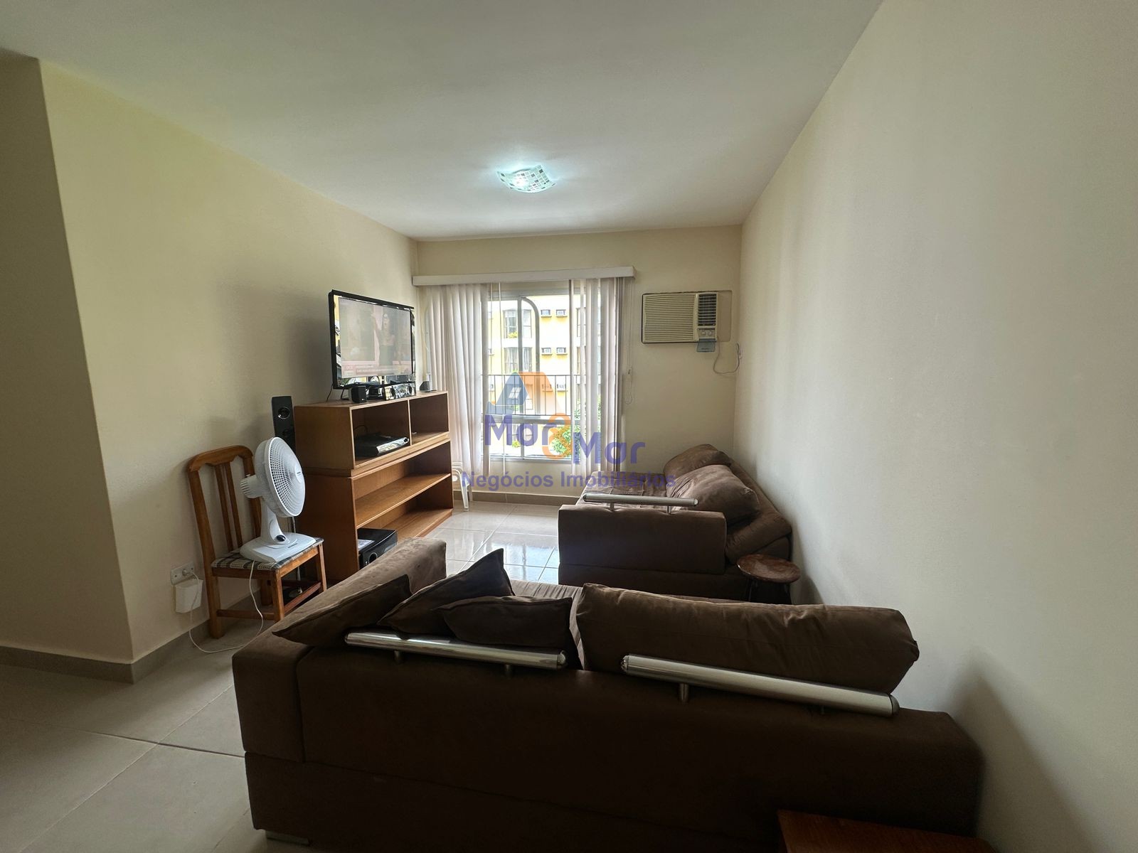 Apartamento na Praia da Enseada, Guarujá - SP