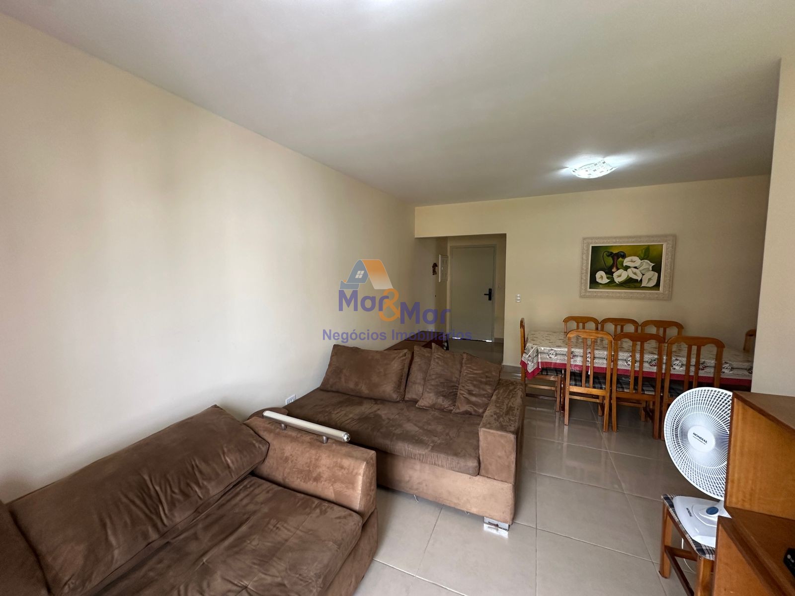 Apartamento na Praia da Enseada, Guarujá - SP