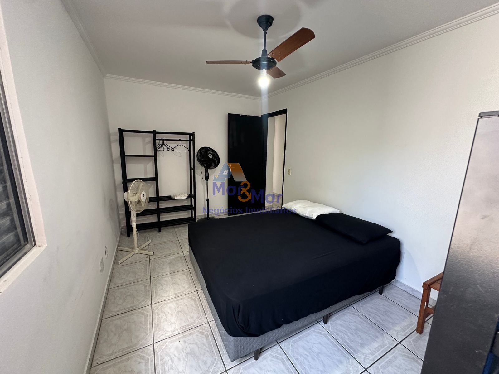 Apartamento na Praia da Enseada, Guarujá - SP